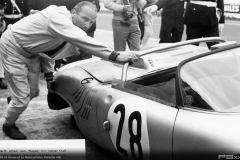 Le-Mans-Porsche-718-W-RS-Spyder-Porsche-race-driver-Edgar-Barth,-15-16-June-1963