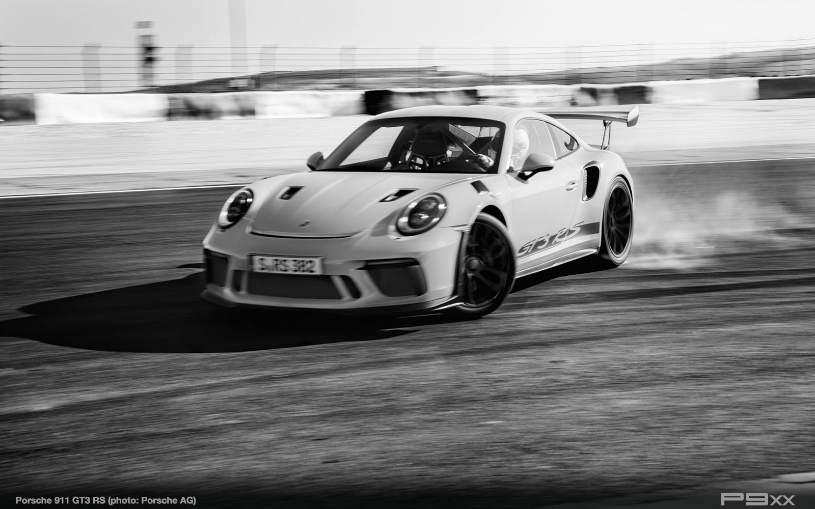 Porsche-991-2-911-GT3-RS-359