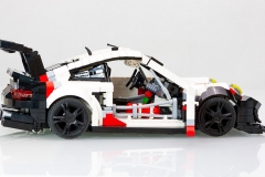 Lego Porsche 911 RSR (991.2) by Malte Dorowski