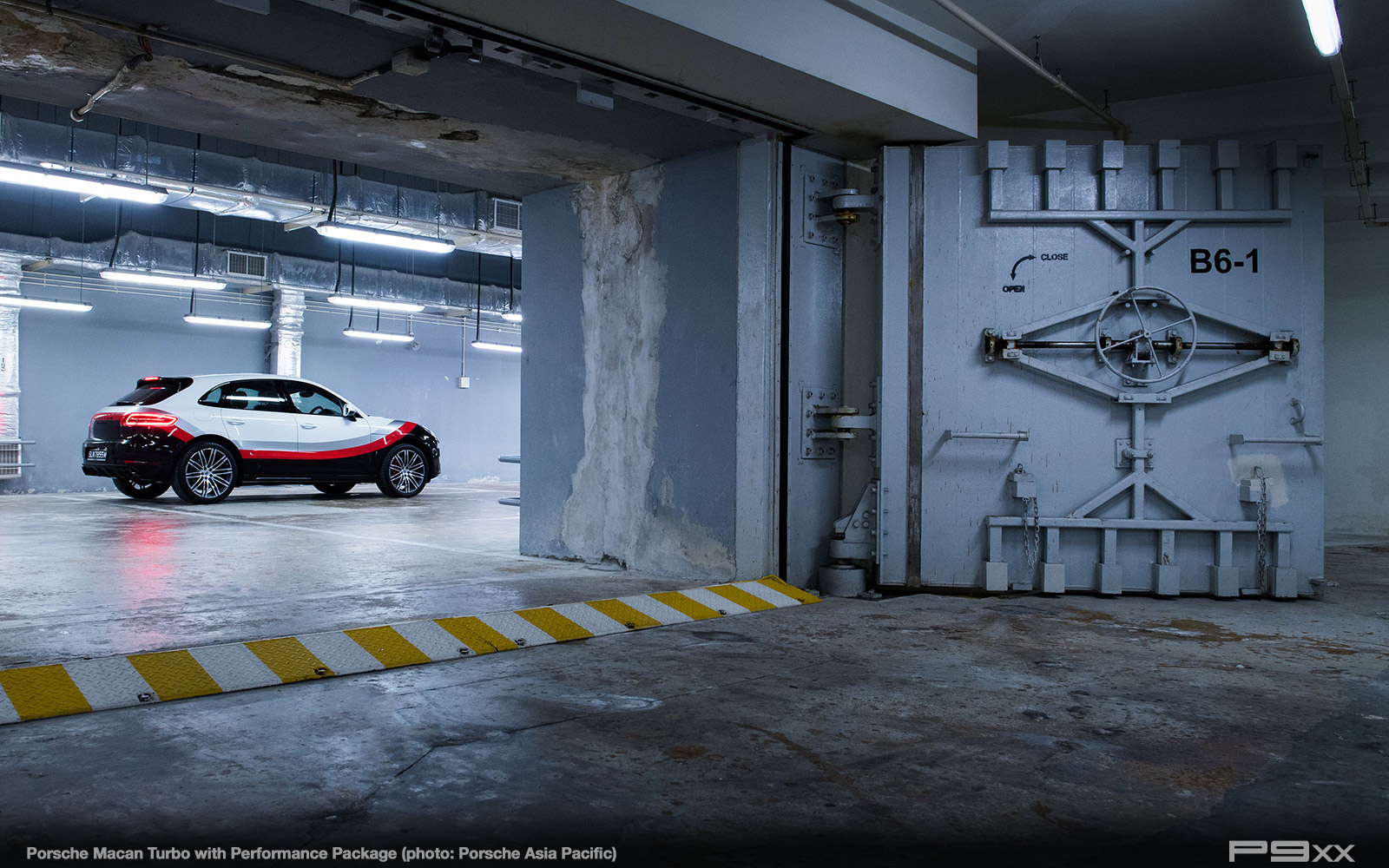 high_macan_turbo_with_performance_package_2017_porsche_ag-3