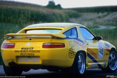 Porsche 928 by Strosek