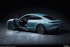 Porsche-Taycan-4S-313