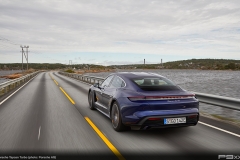Porsche-Taycan-Turbo-329