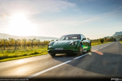 Porsche-Taycan-Turbo-383