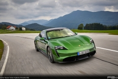 Porsche-Taycan-Turbo-S-355