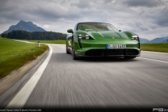 Porsche-Taycan-Turbo-S-457