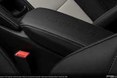 Porsche-Accessories-718-Cayman-930