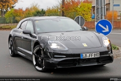Porsche-Taycan-Sport-Turismo-2