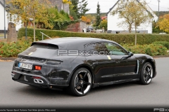 Porsche-Taycan-Sport-Turismo-8
